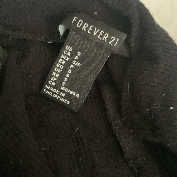 Black Cardigan/Forever 21 ⚫️🎩🎱♟ - Picture 3 of 3